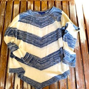 2X Blue and White Striped Sweater